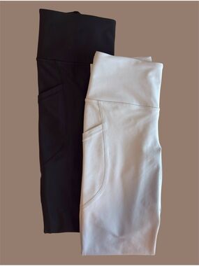 Old Navy High-Rise Leggings Duo in Black and Light lilac/grey